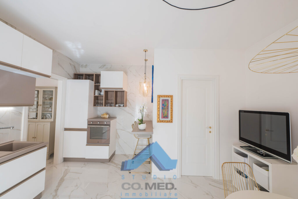 CO.MED - - TRILOCALE Bergamo (BG)