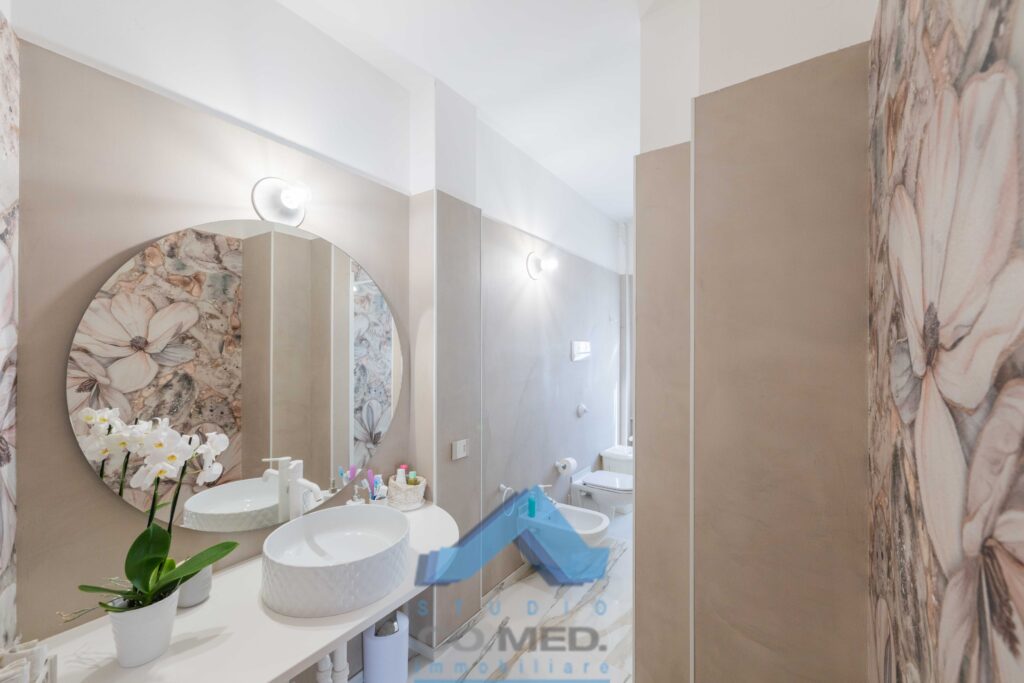 CO.MED - - TRILOCALE Bergamo (BG)