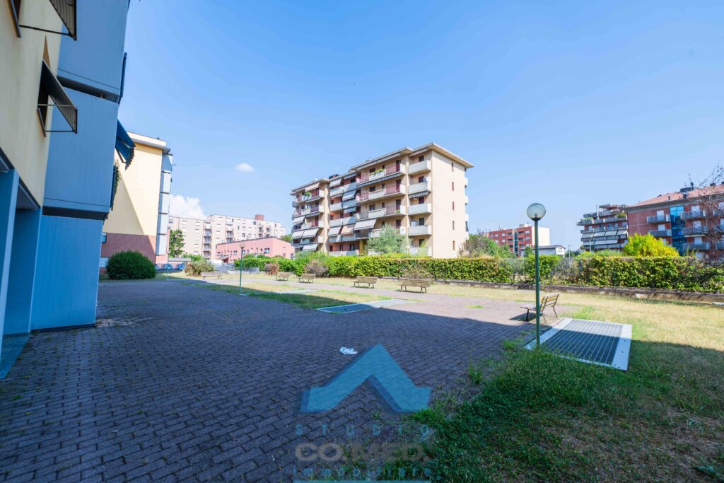 CO.MED - - TRILOCALE Bergamo (BG)