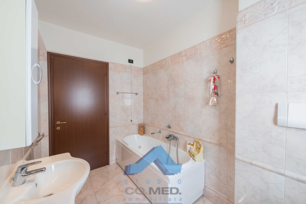 CO.MED - - TRILOCALE Casazza (BG)