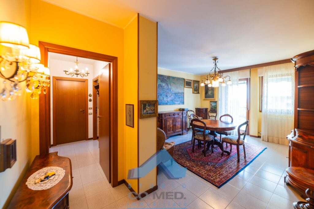 CO.MED - - TRILOCALE Bergamo (BG)