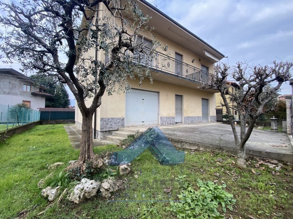 CO.MED - - VILLA SINGOLA Scanzorosciate (BG)