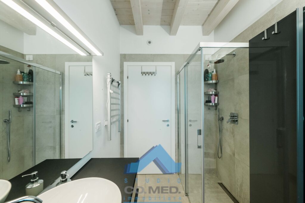 CO.MED - - QUADRILOCALE Madone (BG)