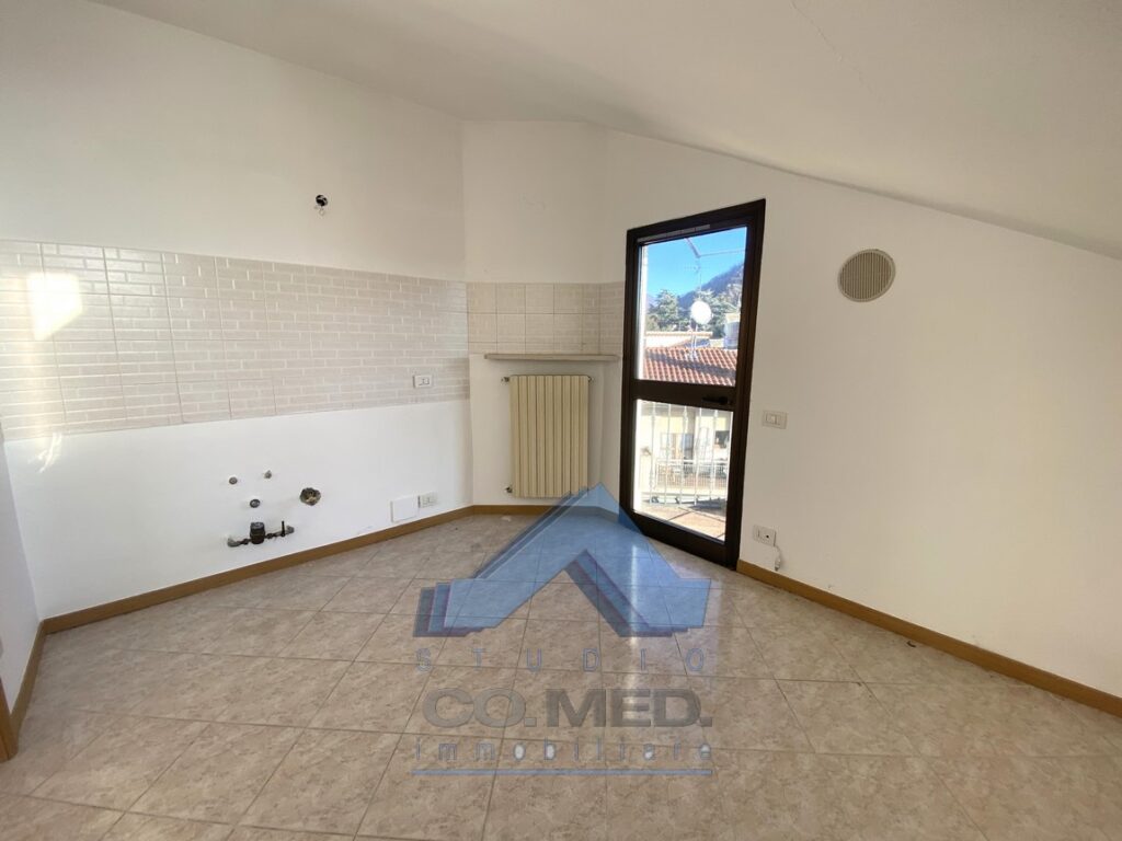 CO.MED - - TRILOCALE Scanzorosciate (BG)