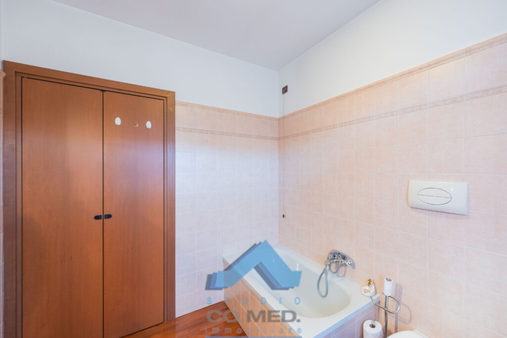 CO.MED - - TRILOCALE Trescore Balneario (BG)